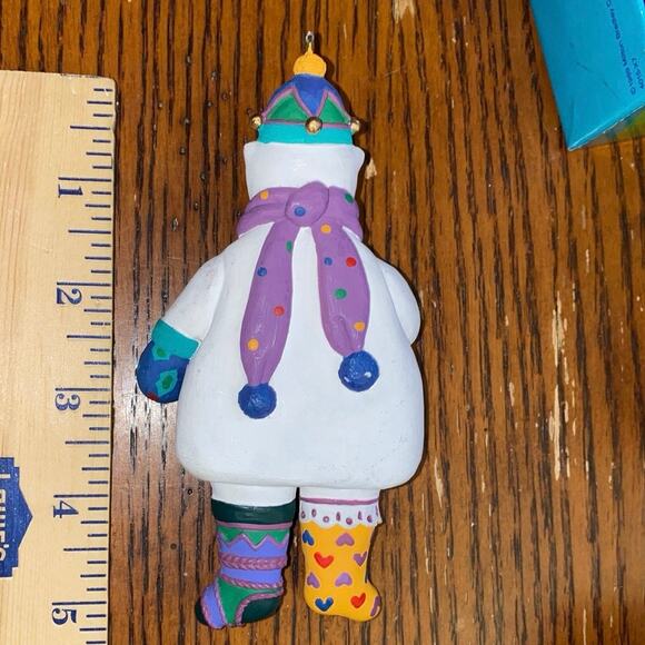 Department 56 Polar Bear Ornament Winter Warm Up Collection Popsicle Funky Socks - Picture 4 of 10